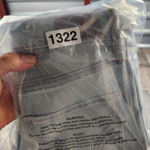 Hollister Ultra High Rise Super Skinny Jeans Womens size 3R 26x29 Denim Pants - Picture 10 of 10